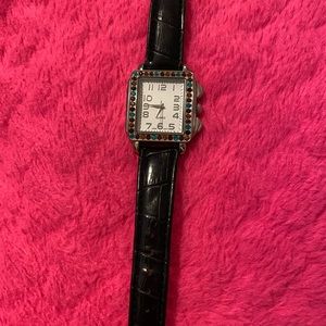 Quartz Women’s Rhinestone Watch